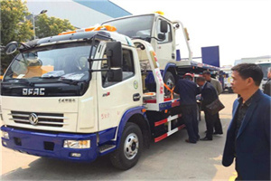 正阳汽车道路救援拖车价格